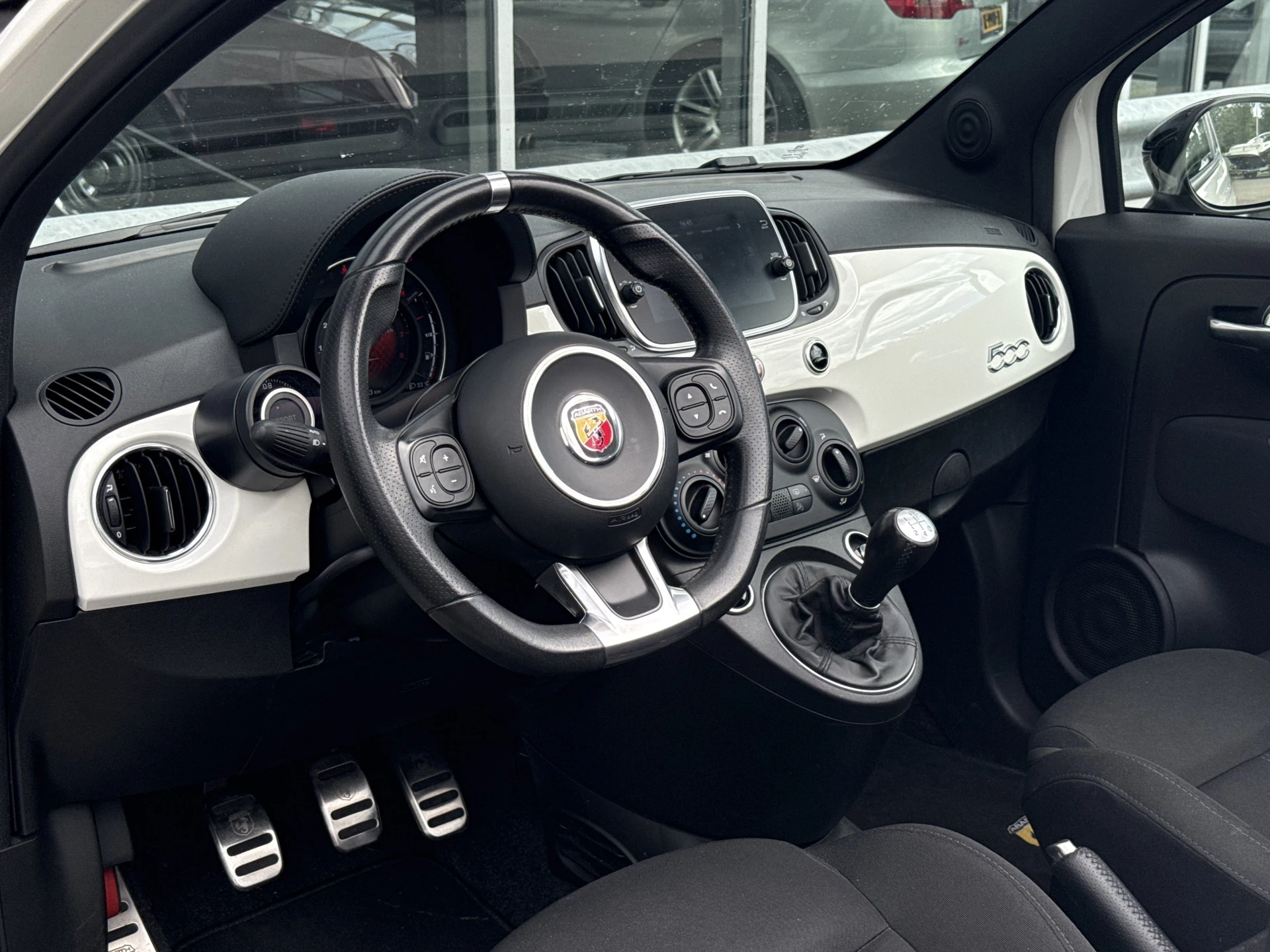 Hoofdafbeelding Fiat 500C