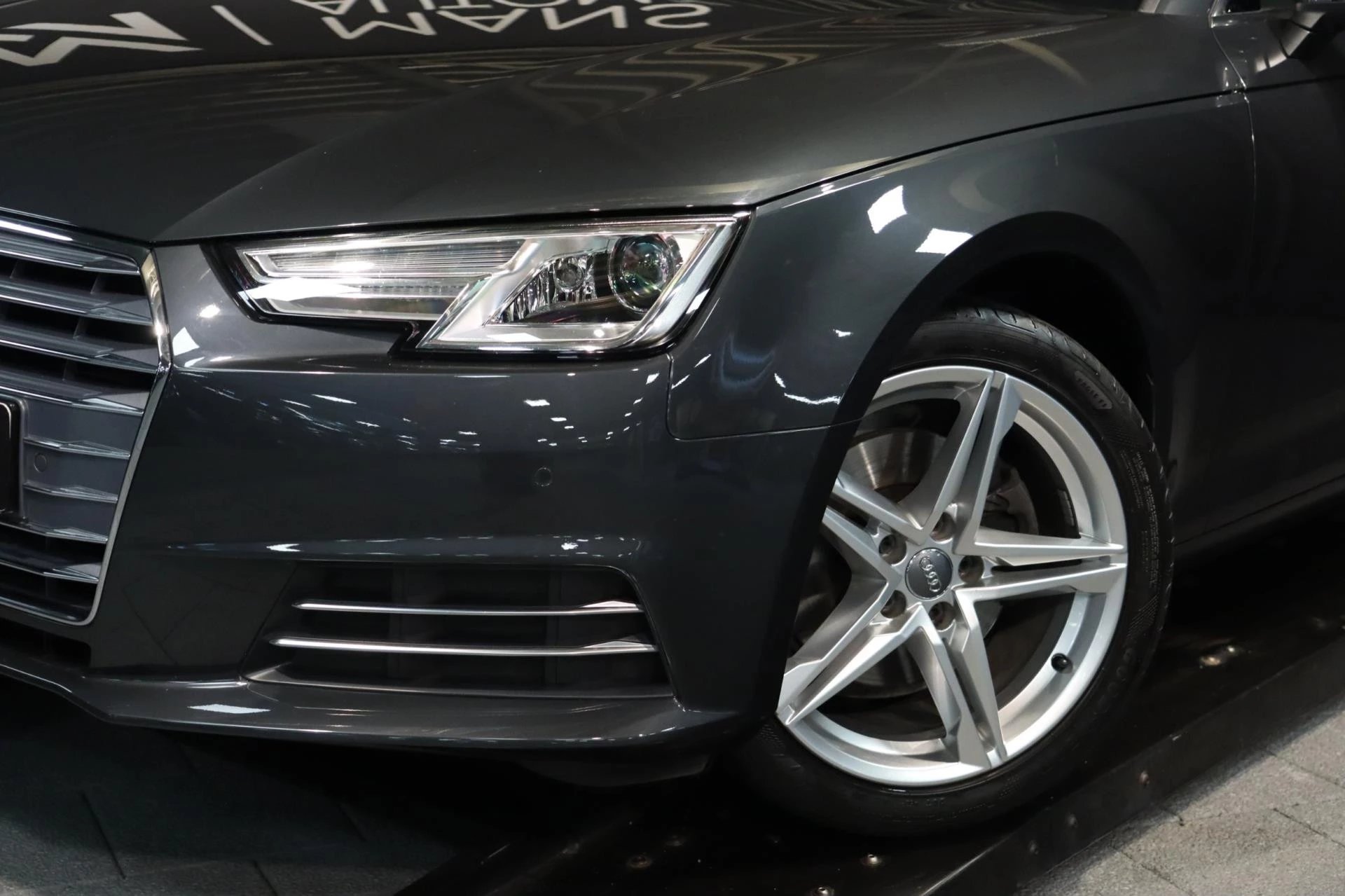 Hoofdafbeelding Audi A4