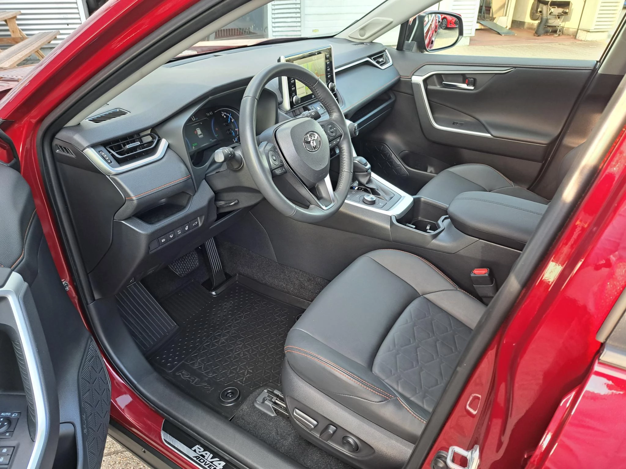 Hoofdafbeelding Toyota RAV4