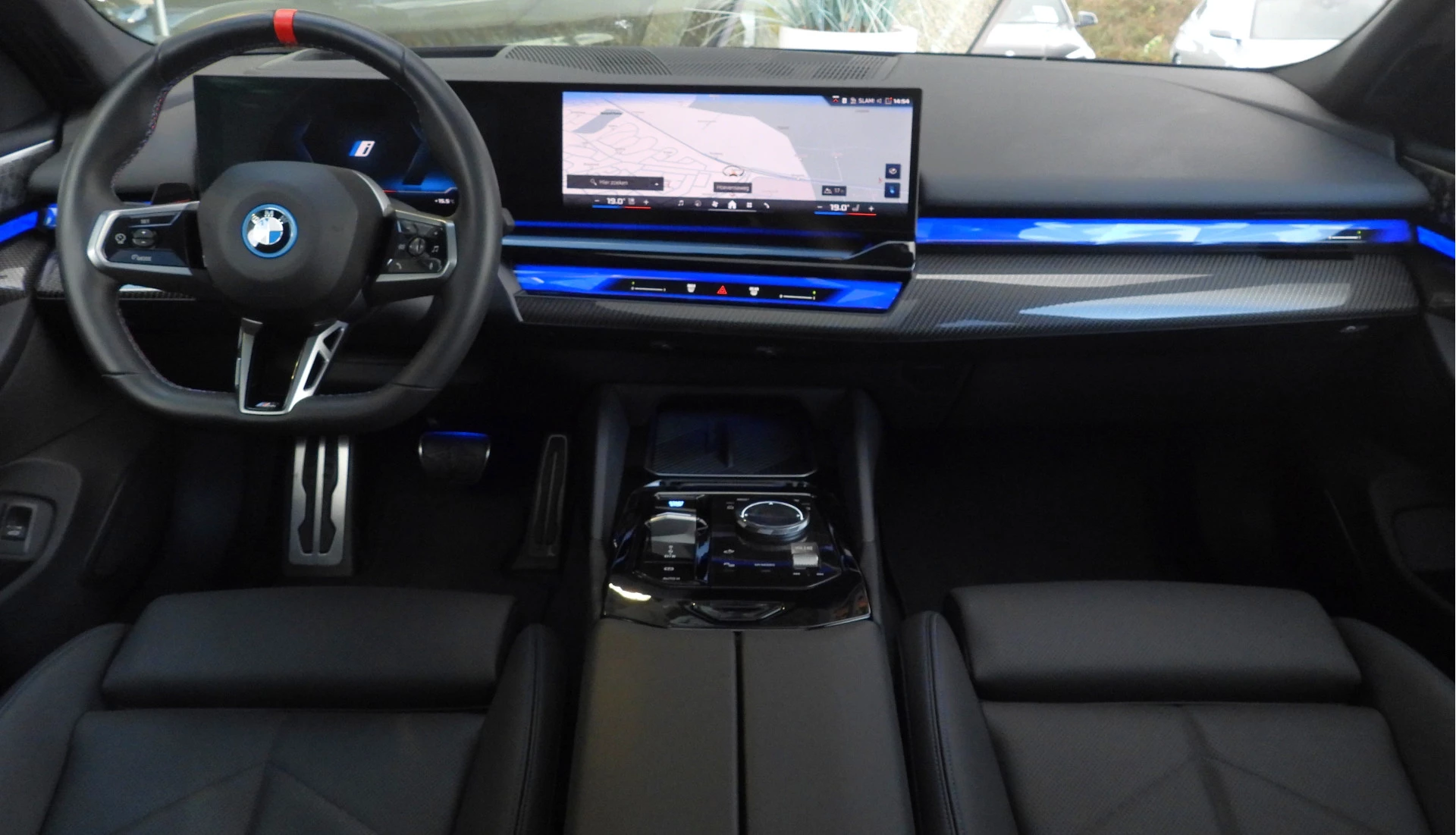 Hoofdafbeelding BMW i5