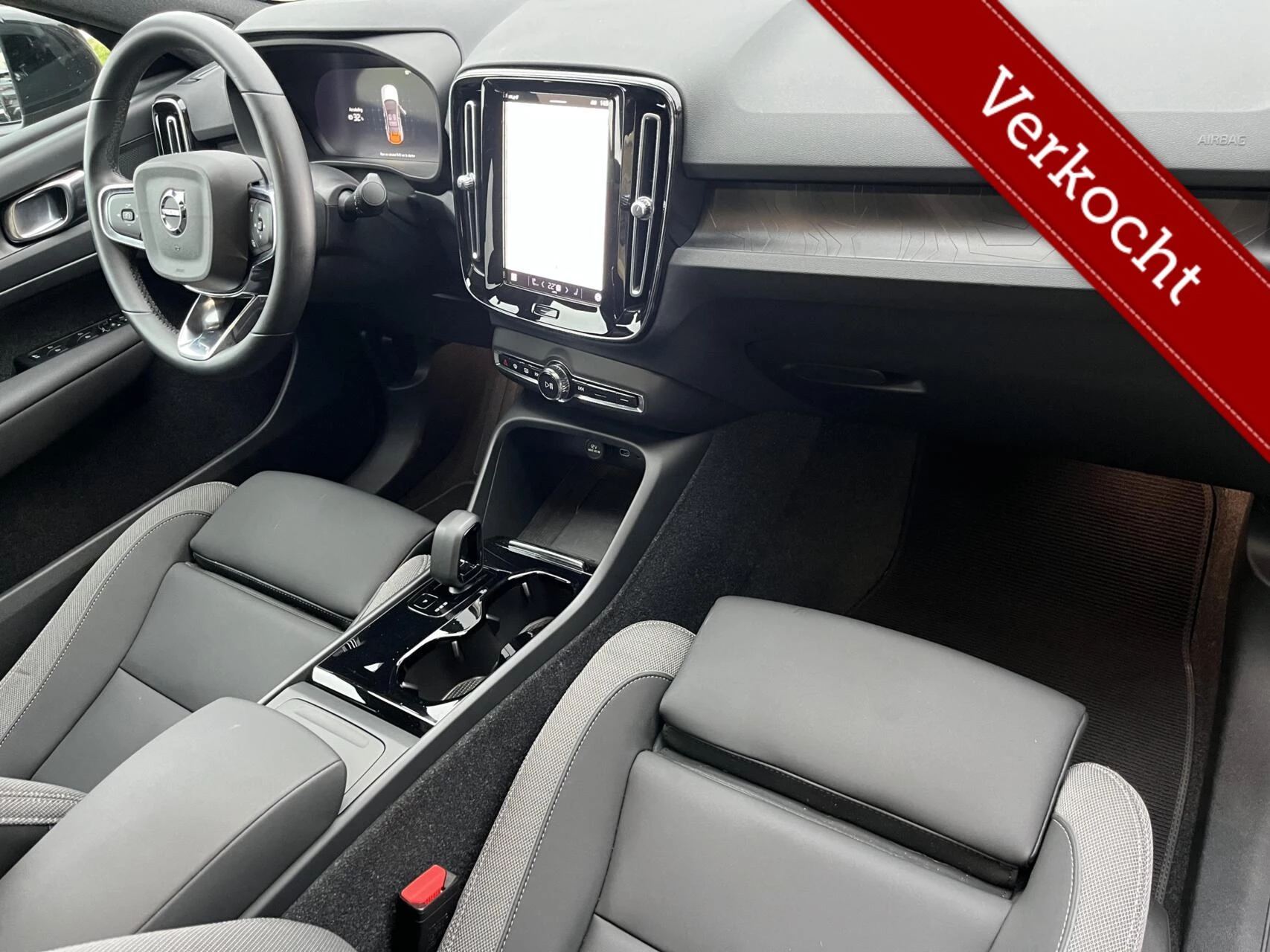 Hoofdafbeelding Volvo C40