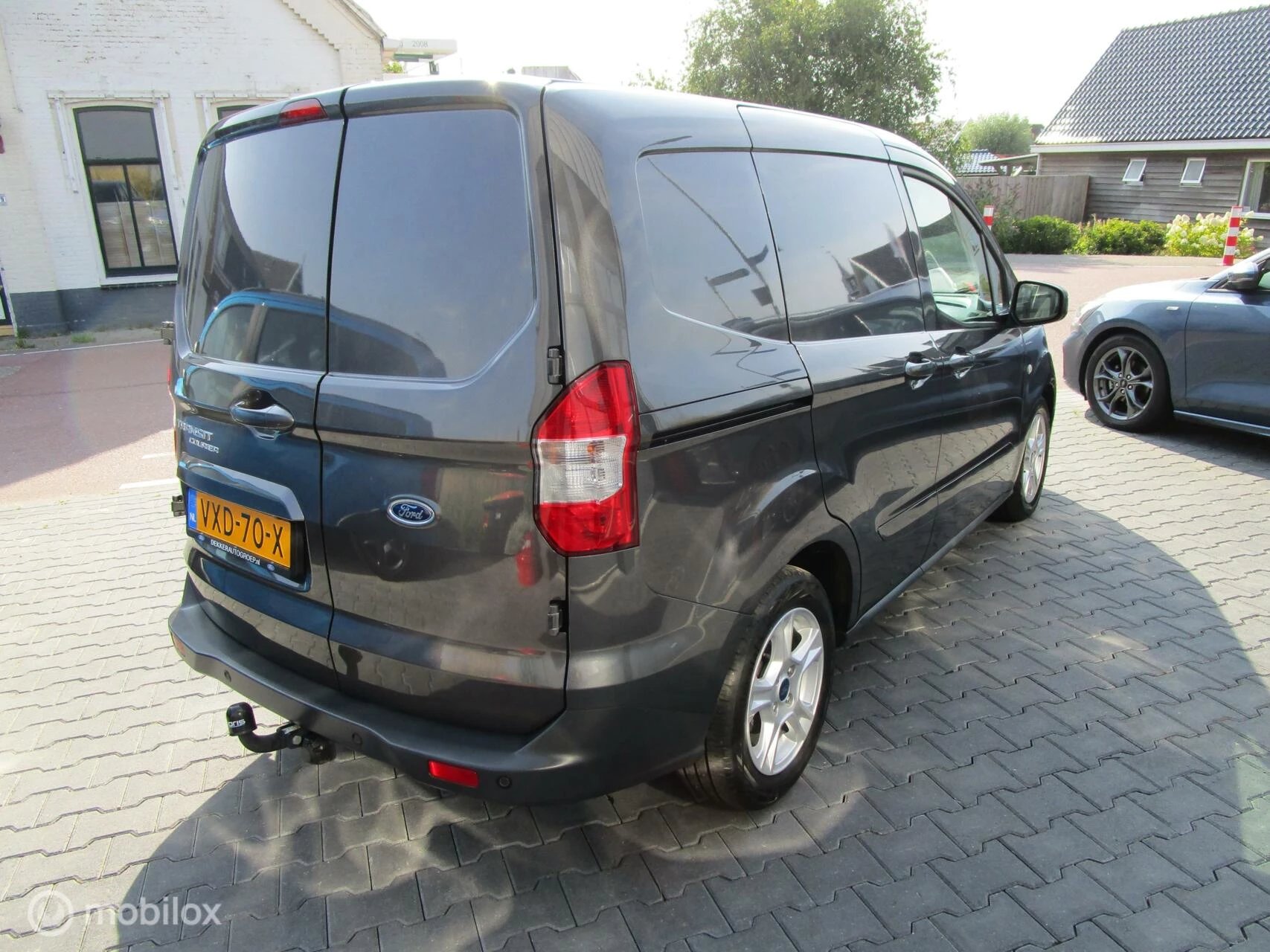 Hoofdafbeelding Ford Transit Courier