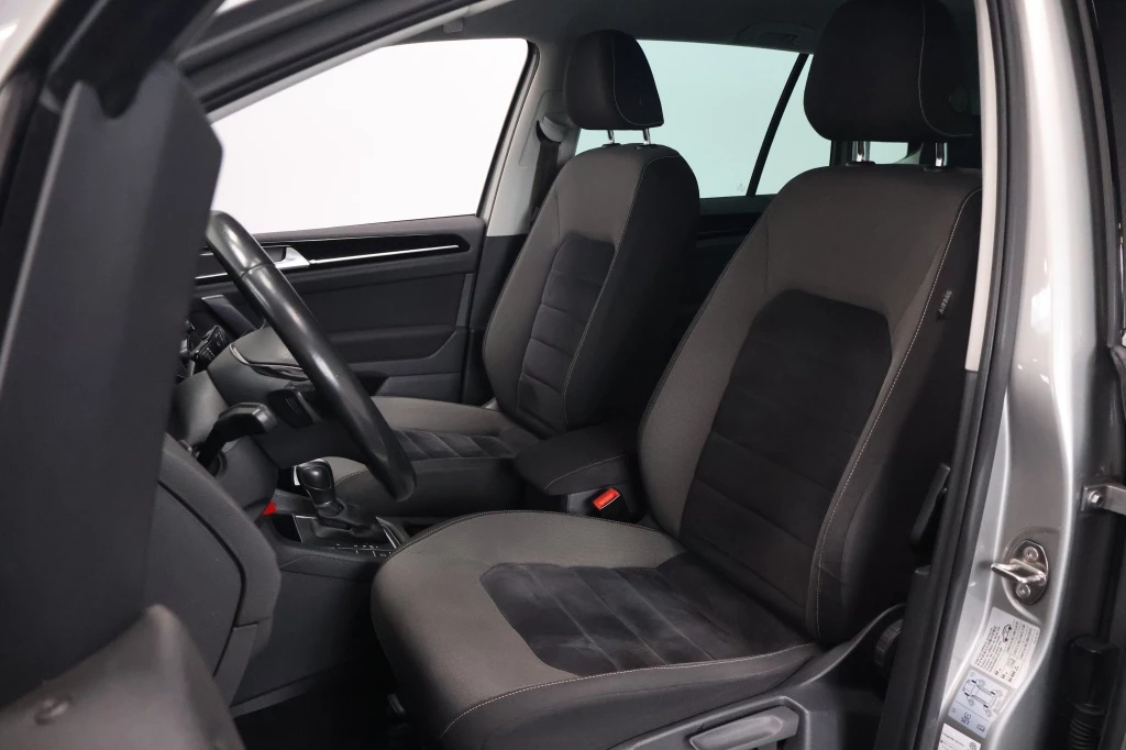 Hoofdafbeelding Volkswagen Golf Sportsvan