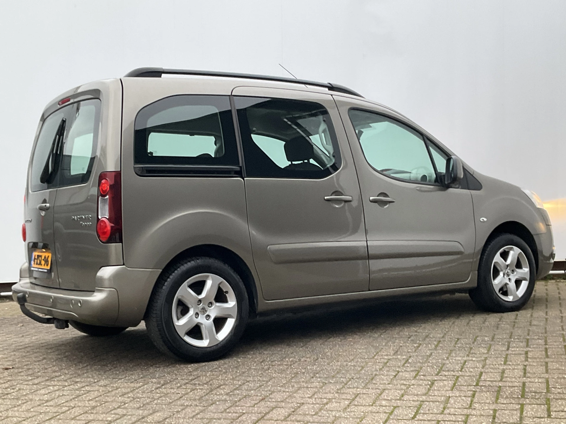 Hoofdafbeelding Peugeot Partner