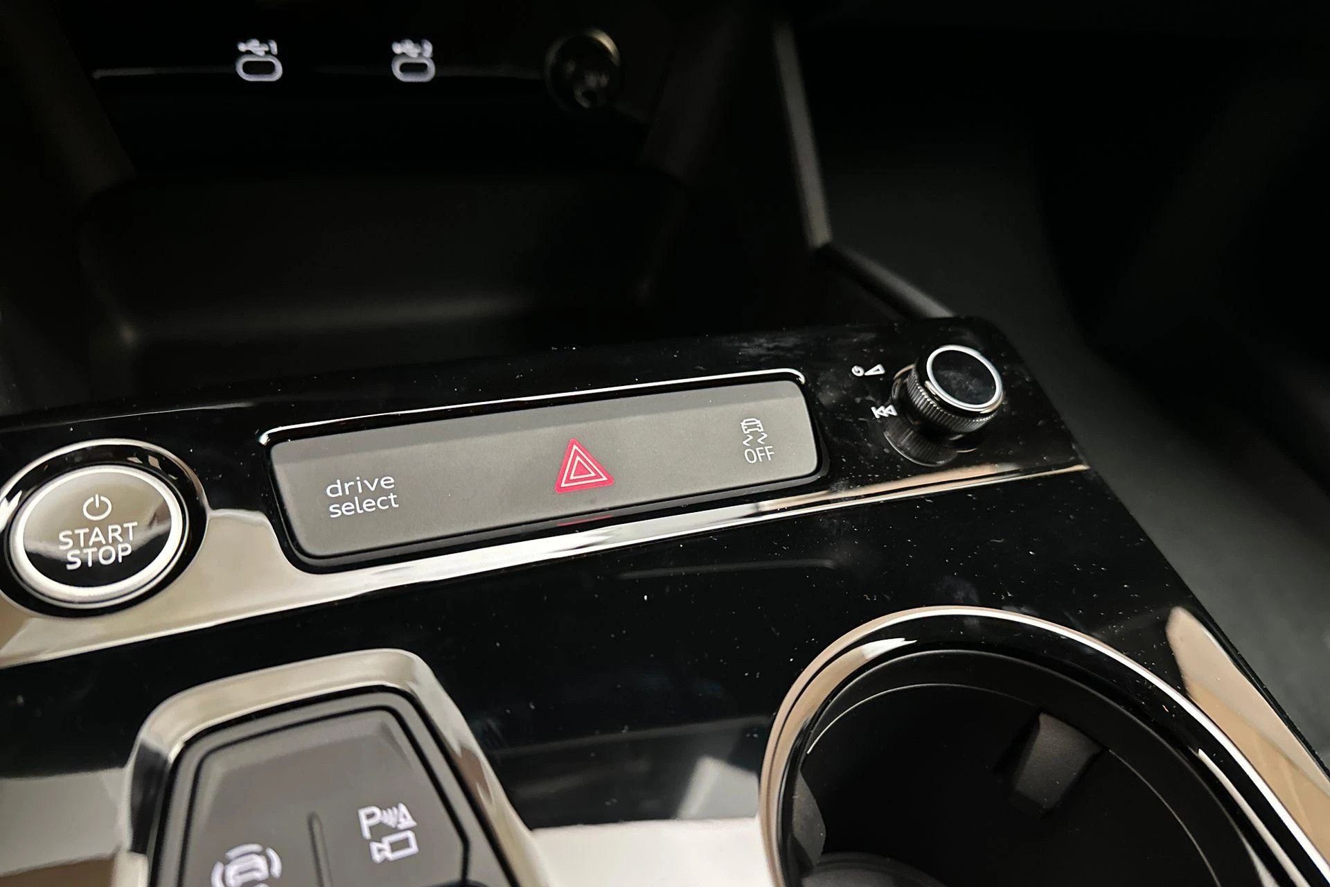 Hoofdafbeelding Audi A6 e-tron