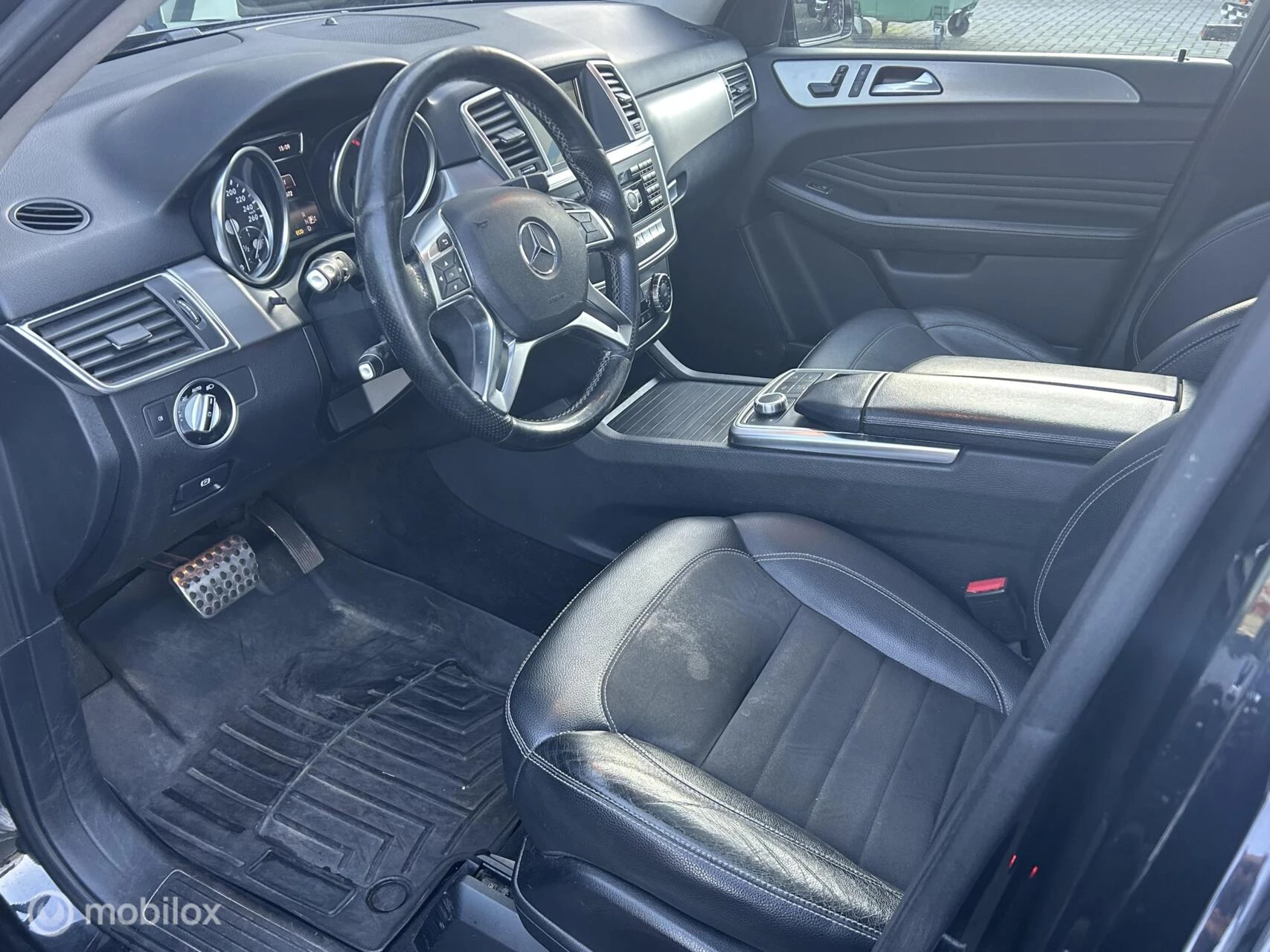 Hoofdafbeelding Mercedes-Benz M-Klasse