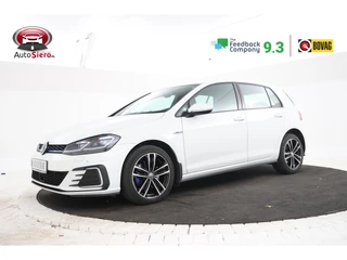 Volkswagen Golf 1.4 TSI PHEV GTE Panorama, Apple carplay, Climate,