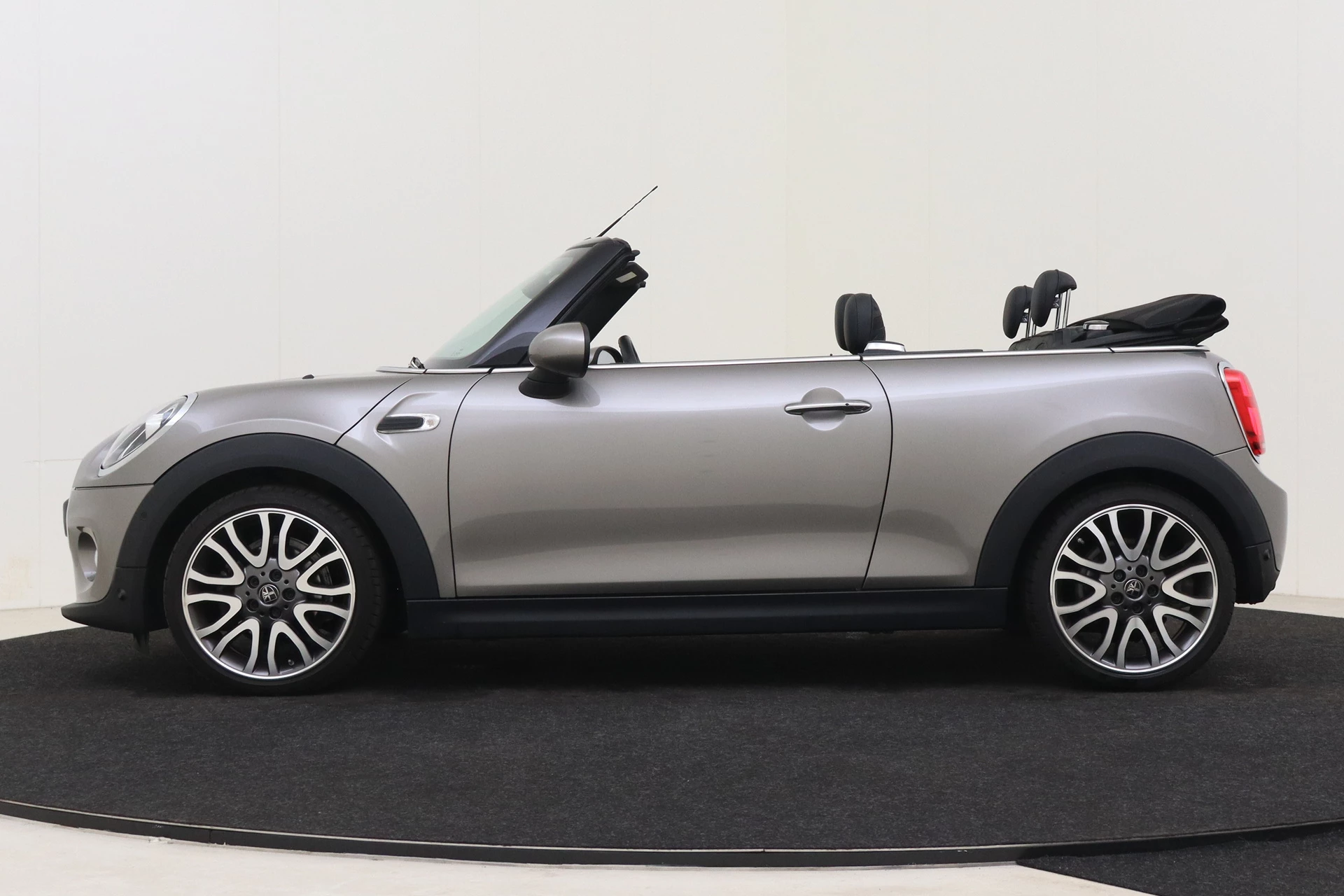 Hoofdafbeelding MINI Cooper Cabrio