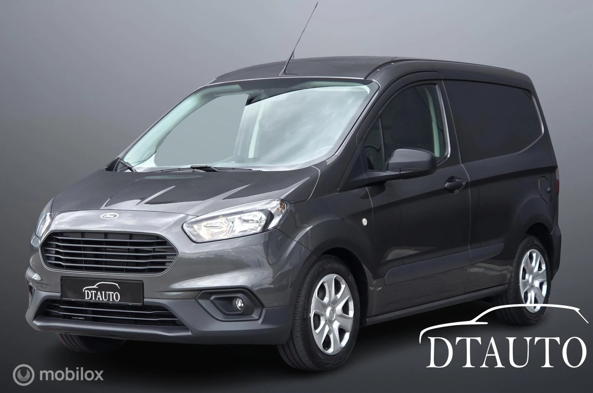 Hoofdafbeelding Ford Transit Courier