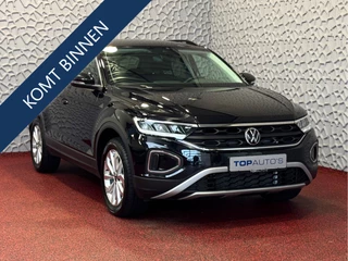 Volkswagen T-Roc 1.5 TSI 150PK EVO ADAP.CRUISE LED VIR.COCKPIT CAMERA STOEL.VERW. 17''LMV KEYLESS 2024 70 BIJNA NIEUWE VOLKSWAGEN'S UIT VOORRAAD LEVERBAAR