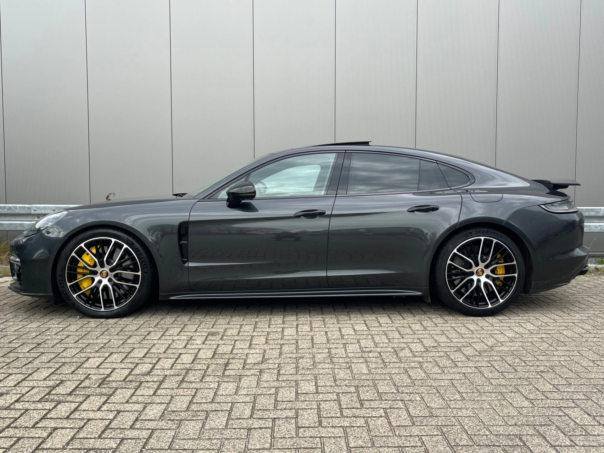 Hoofdafbeelding Porsche Panamera