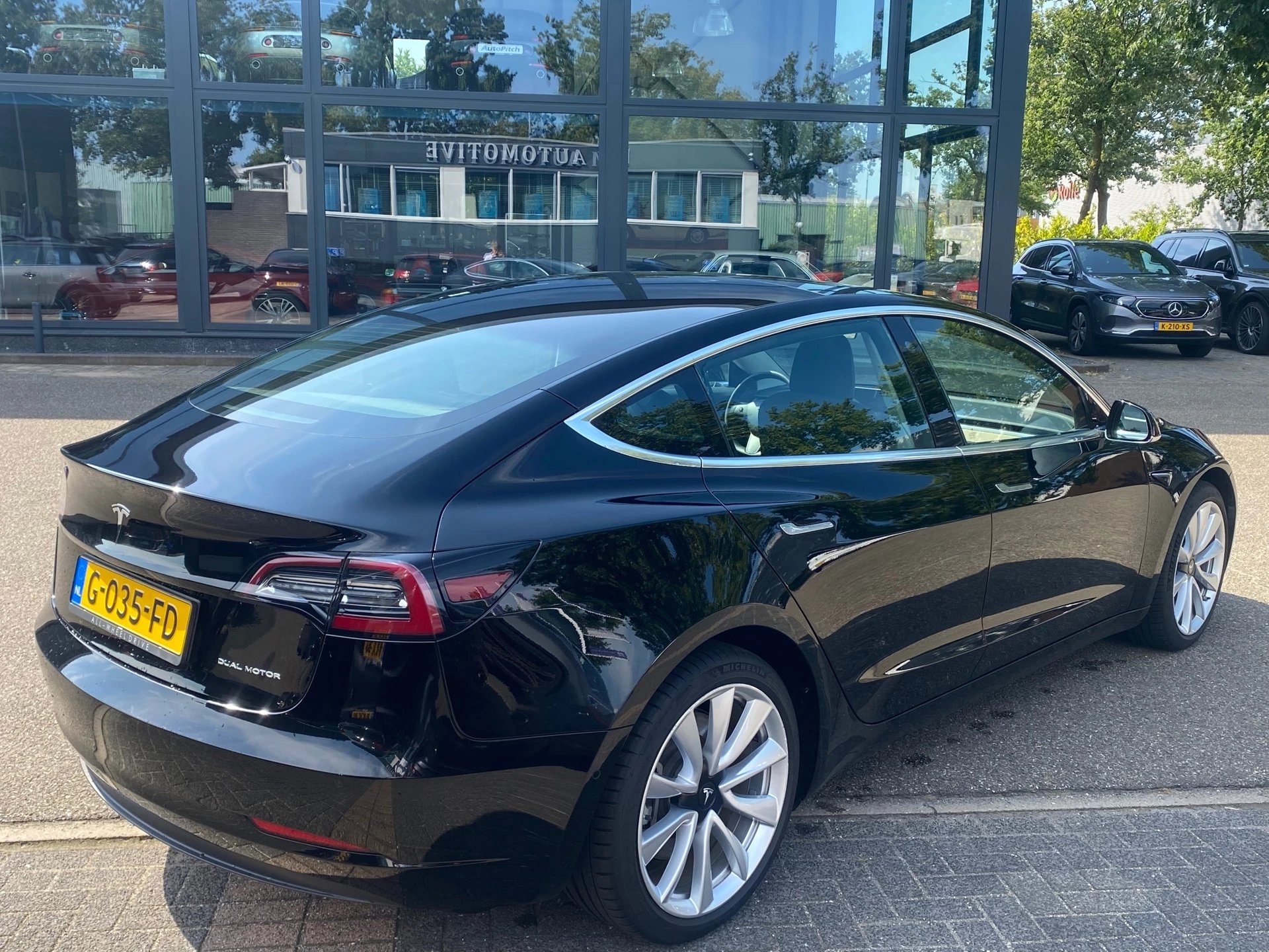 Hoofdafbeelding Tesla Model 3