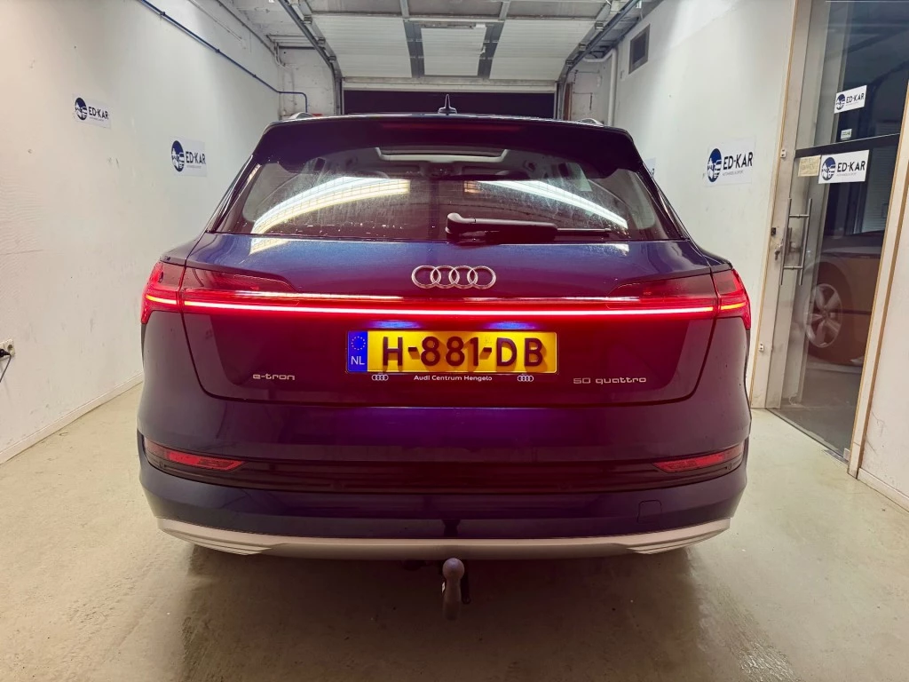 Hoofdafbeelding Audi e-tron