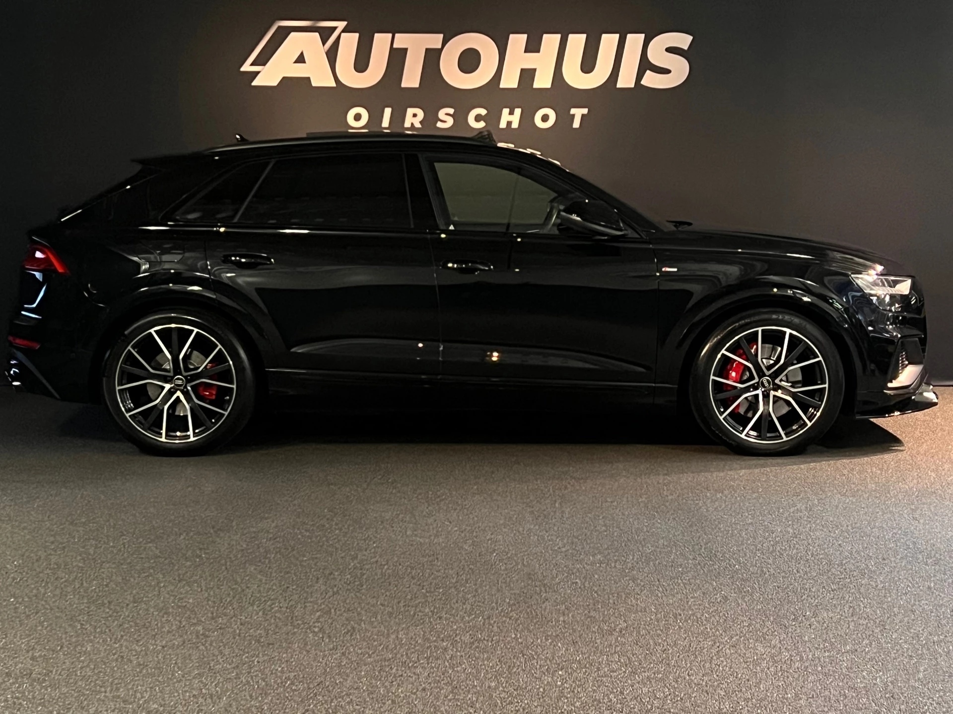 Hoofdafbeelding Audi Q8