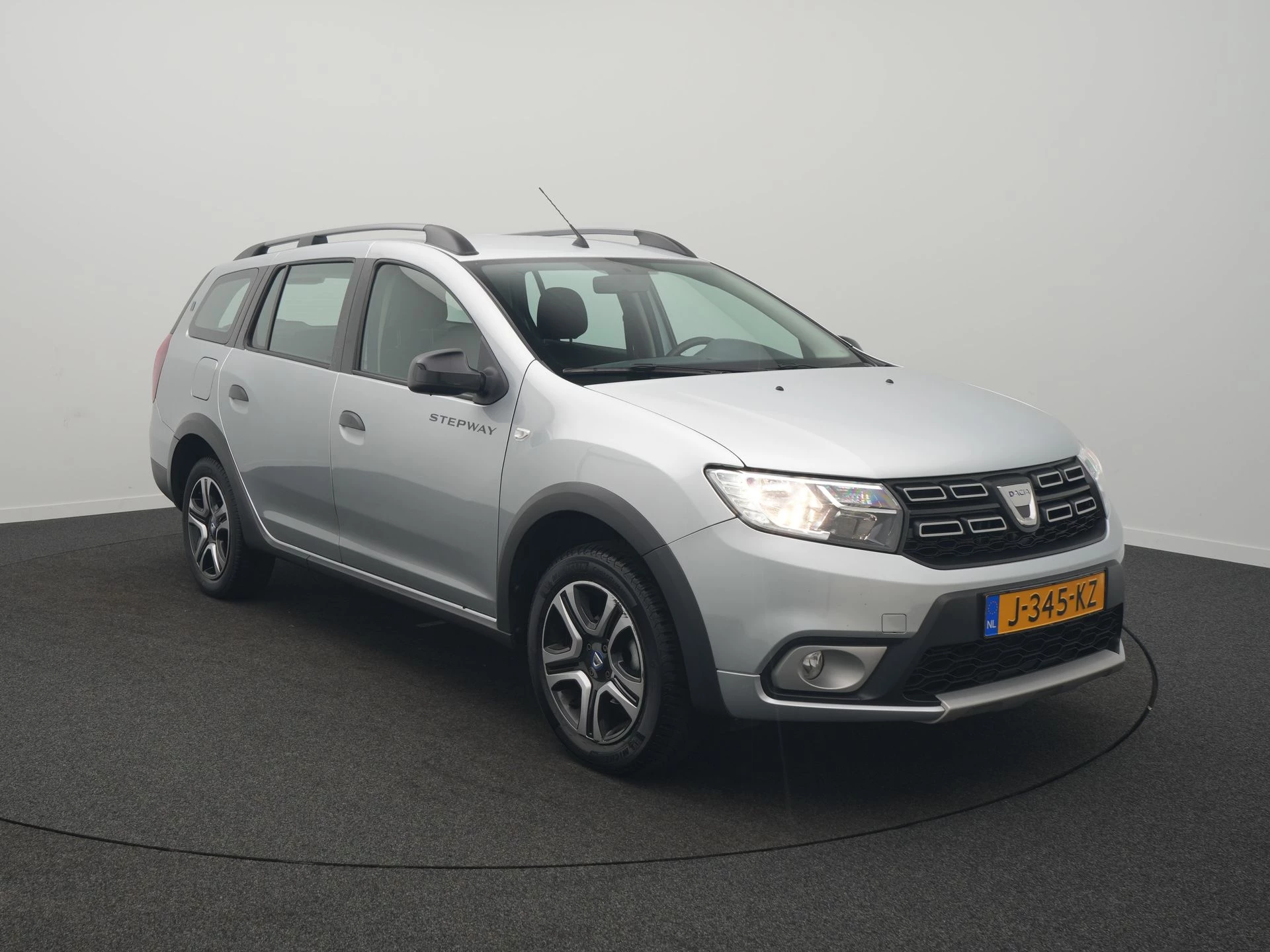 Hoofdafbeelding Dacia Logan