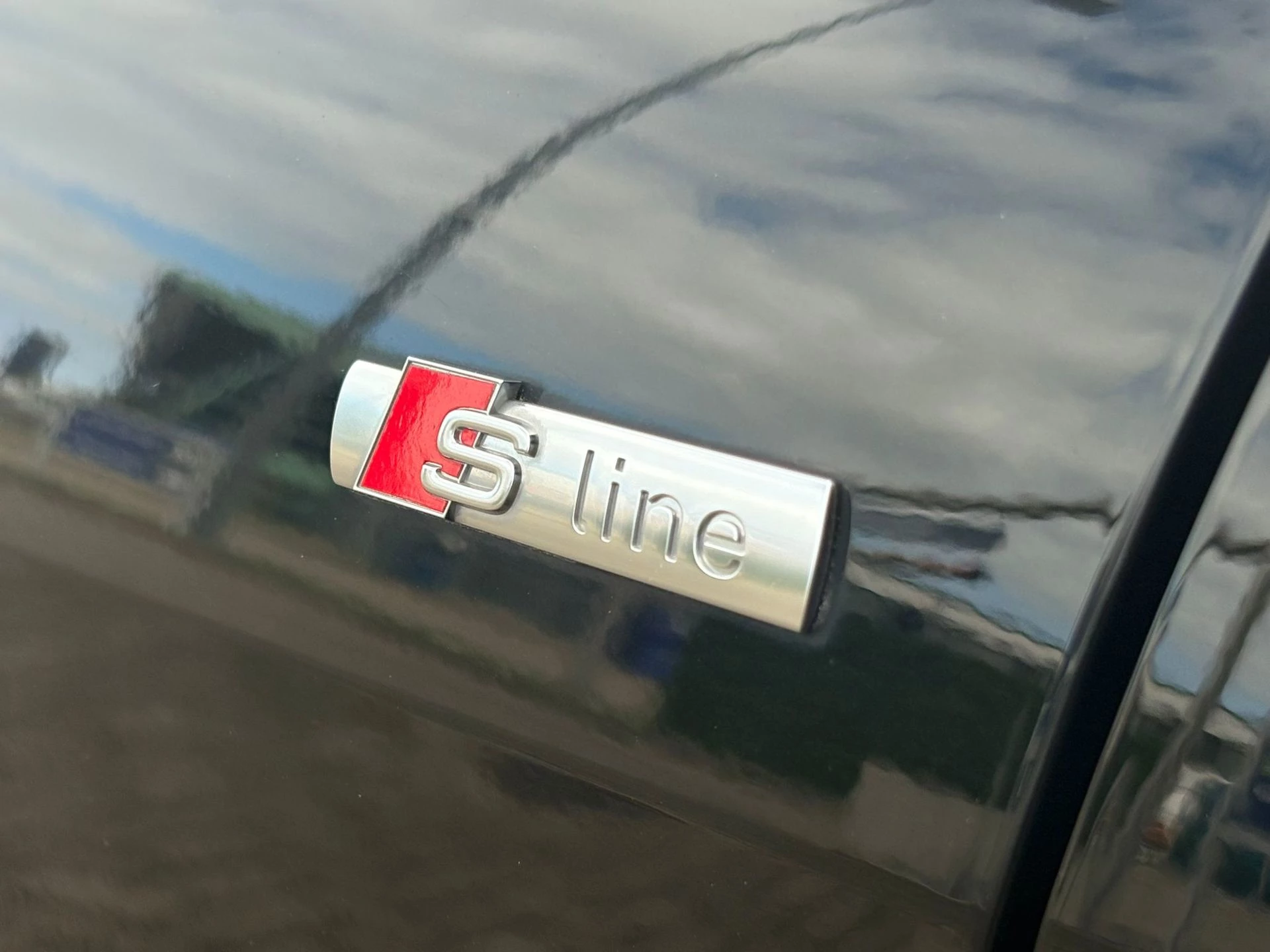 Hoofdafbeelding Audi Q4 Sportback e-tron