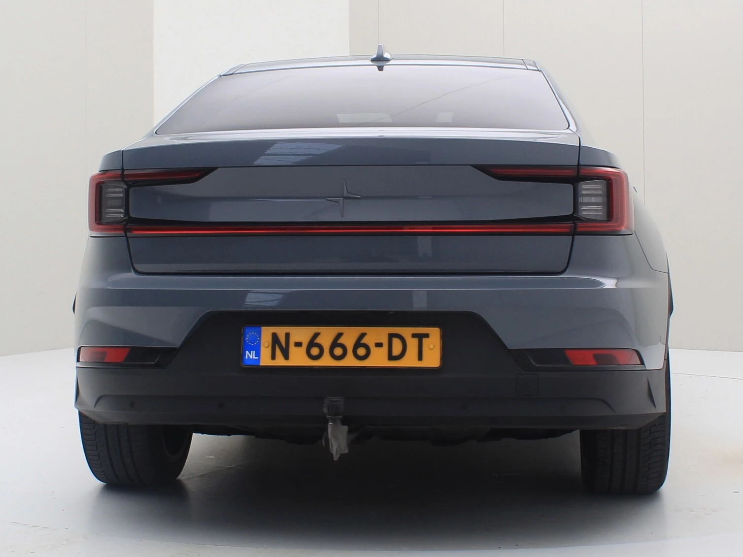 Hoofdafbeelding Polestar 2