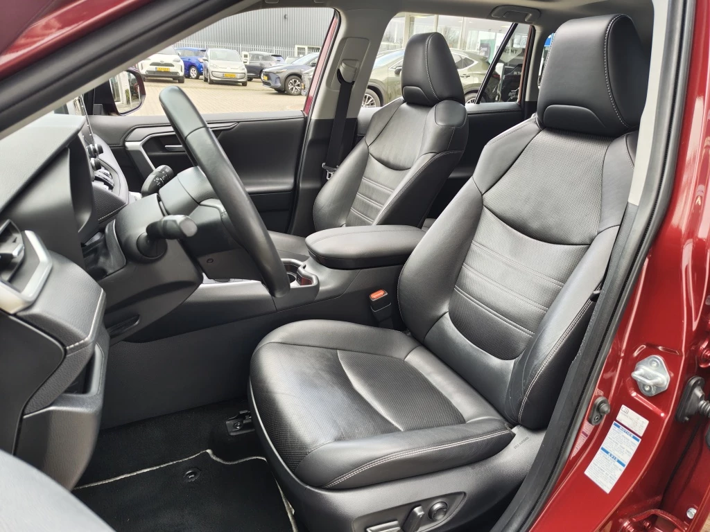 Hoofdafbeelding Toyota RAV4