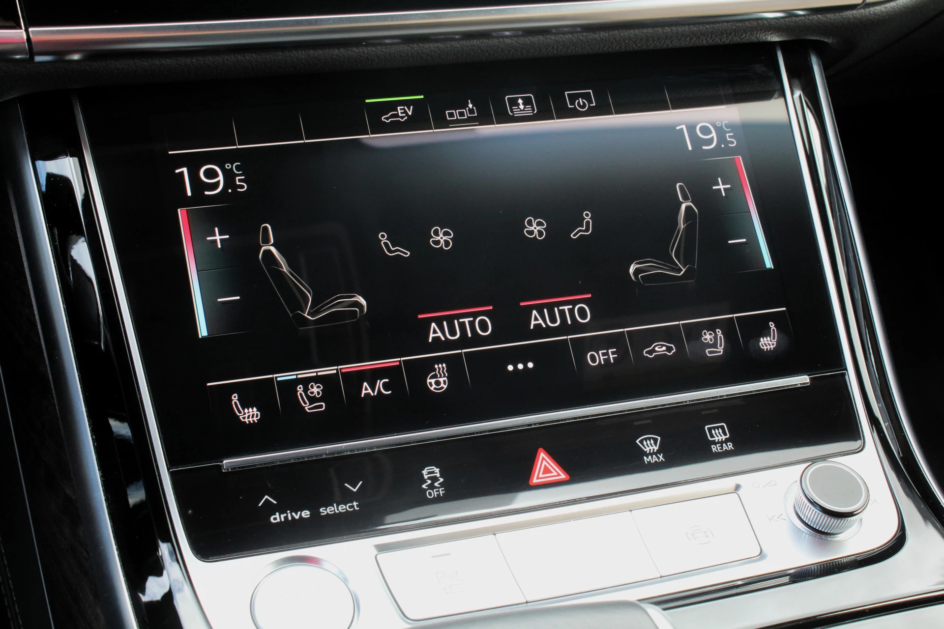 Hoofdafbeelding Audi A8