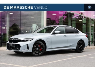 BMW 3 Serie 330e High Executive M Sport Automaat / Schuif-kanteldak / Sportstoelen / Adaptieve LED / Comfort Access / Parking Assistant Plus / Stuurverwarming