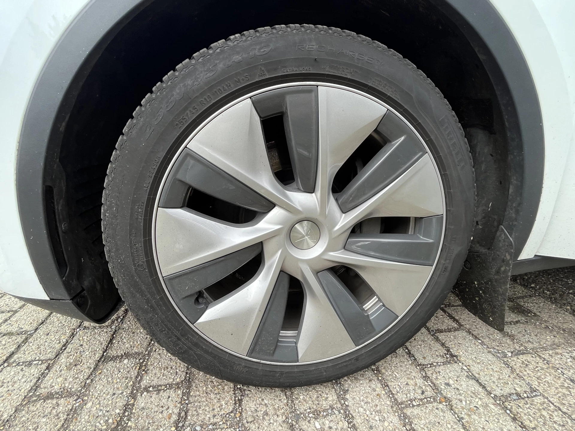 Hoofdafbeelding Tesla Model Y