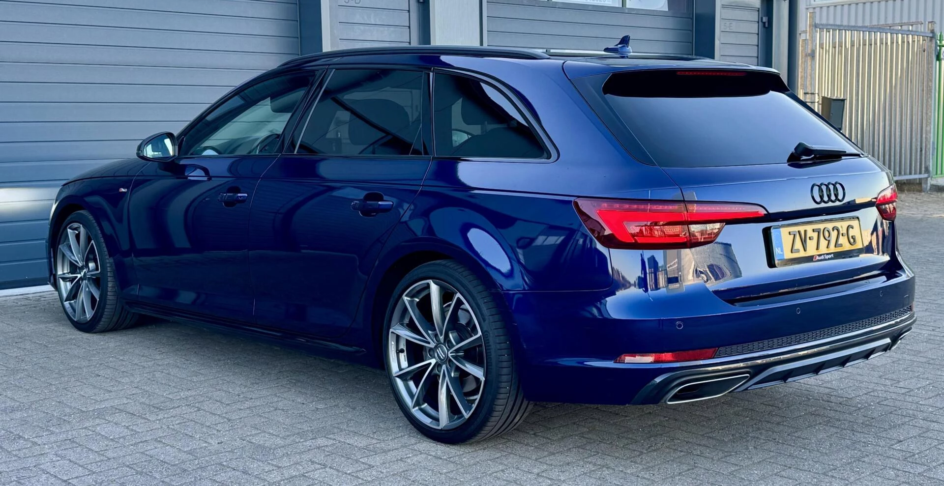 Hoofdafbeelding Audi A4
