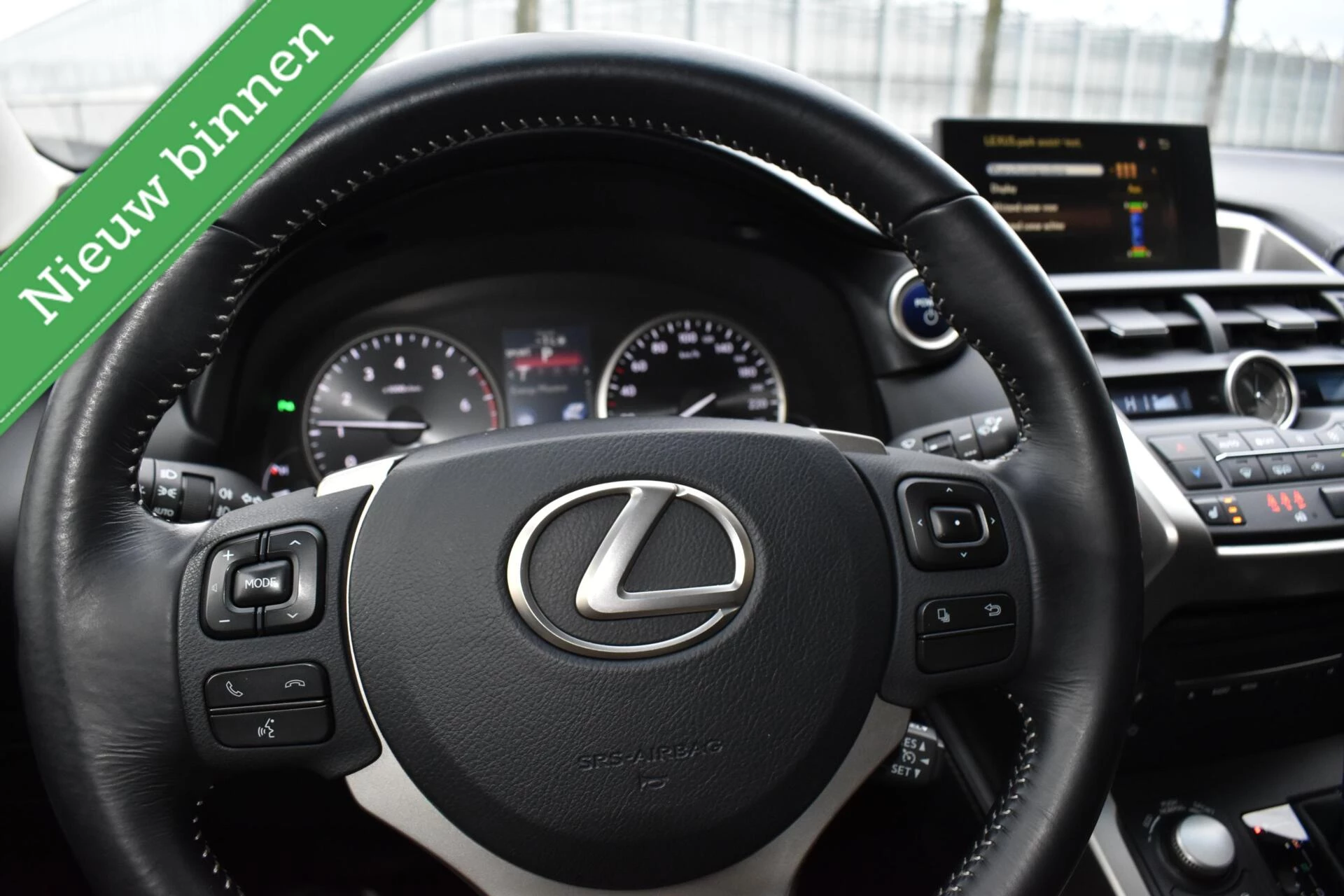 Hoofdafbeelding Lexus NX