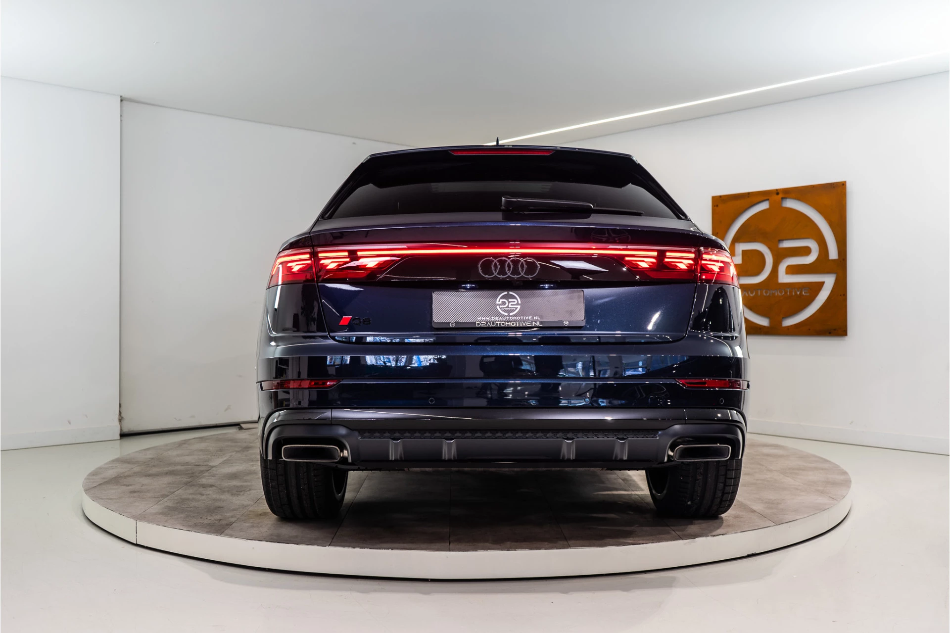 Hoofdafbeelding Audi Q8