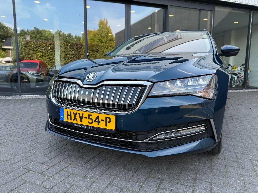 Hoofdafbeelding Škoda Superb
