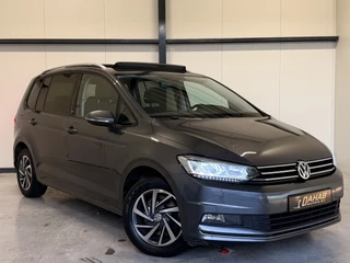 Hoofdafbeelding Volkswagen Touran Volkswagen Touran 1.4 TSI Comfortline 7p | Pano | Stoelverwarming | Achteruitrijcamera | Trekhaak | Apple Carplay / Android Auto |