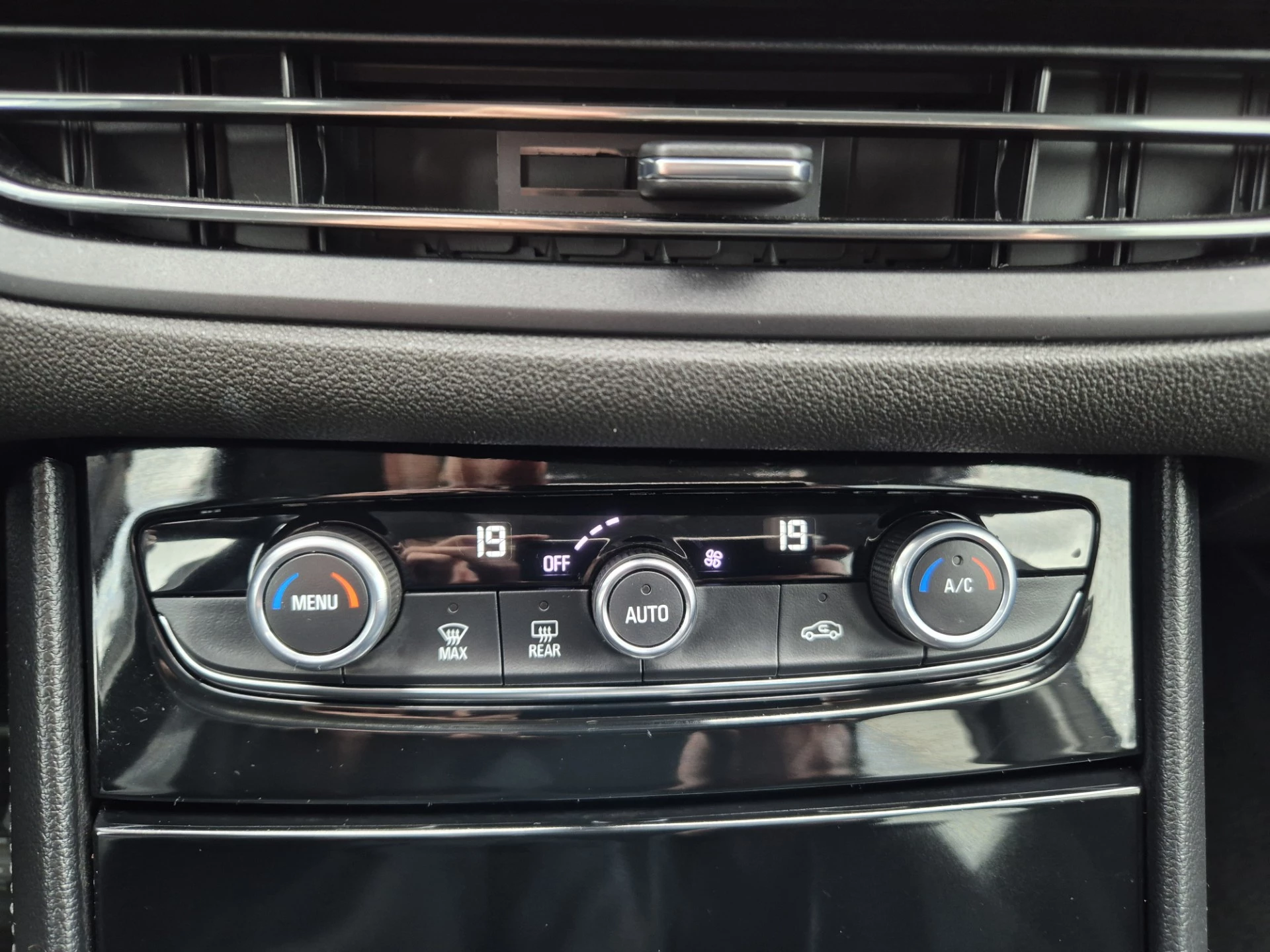 Hoofdafbeelding Opel Grandland