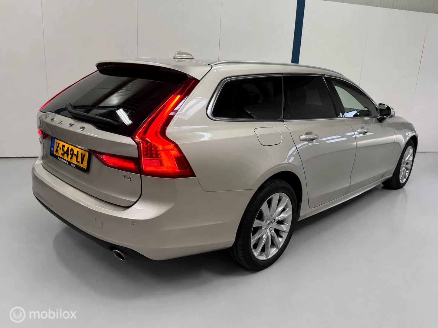 Hoofdafbeelding Volvo V90