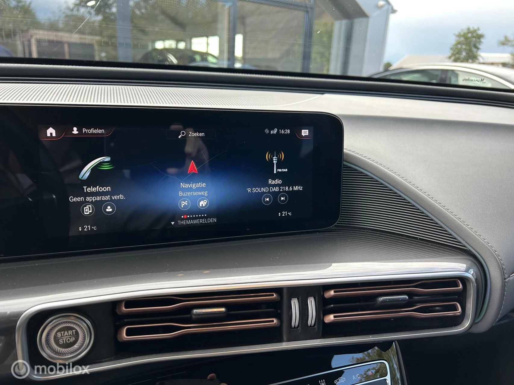 Hoofdafbeelding Mercedes-Benz EQC