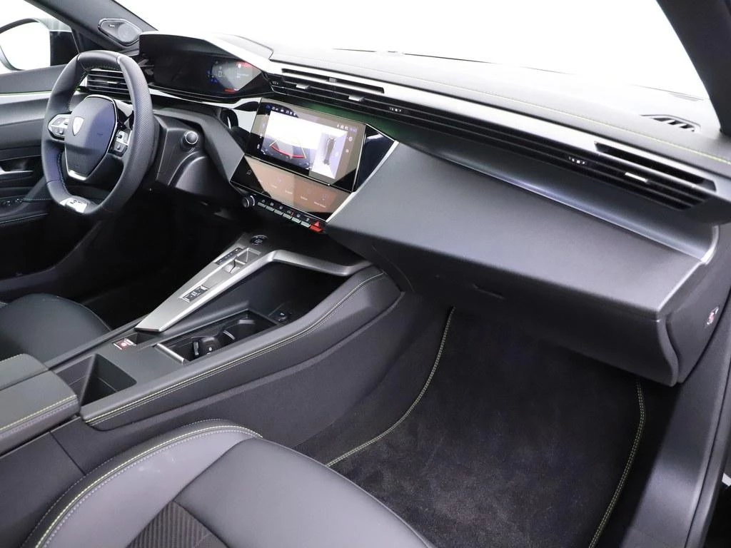 Hoofdafbeelding Peugeot 408
