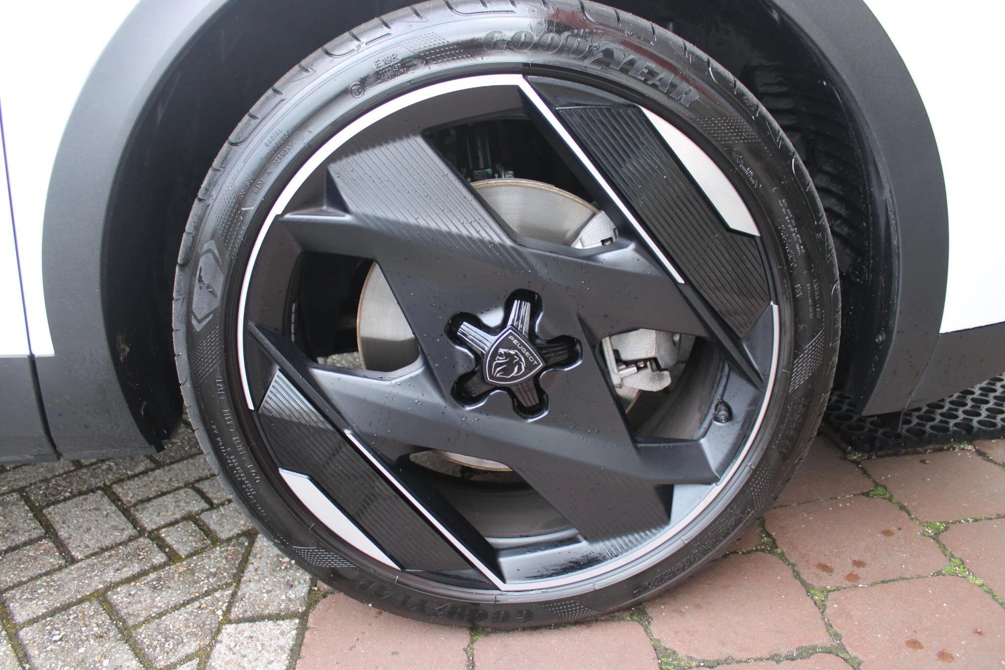 Hoofdafbeelding Peugeot 408