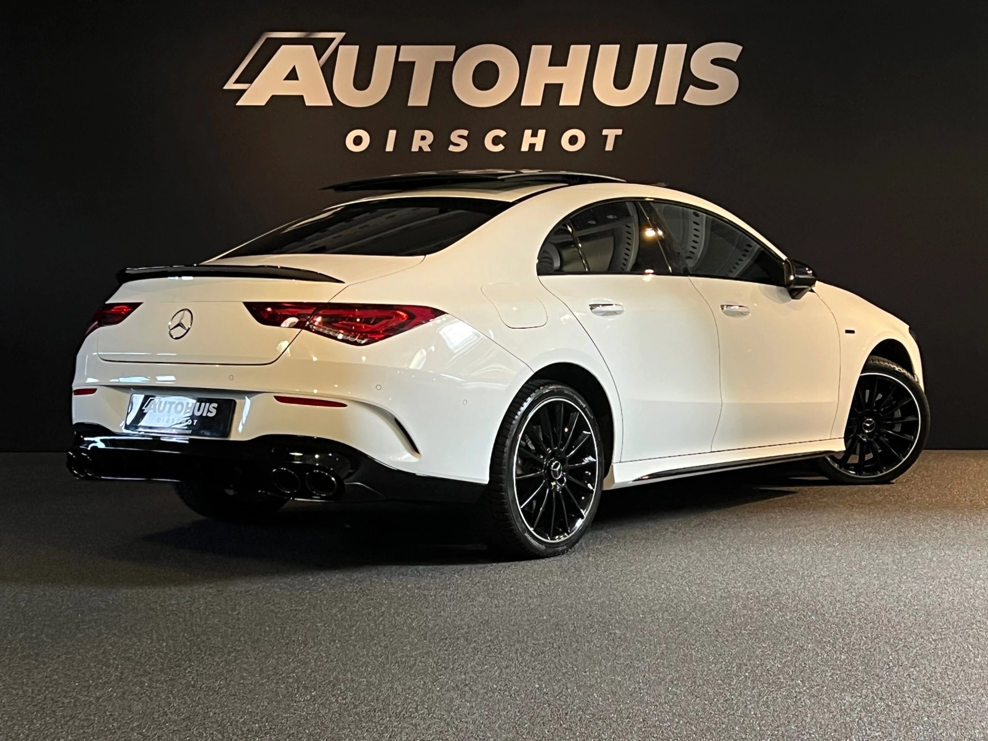 Hoofdafbeelding Mercedes-Benz CLA
