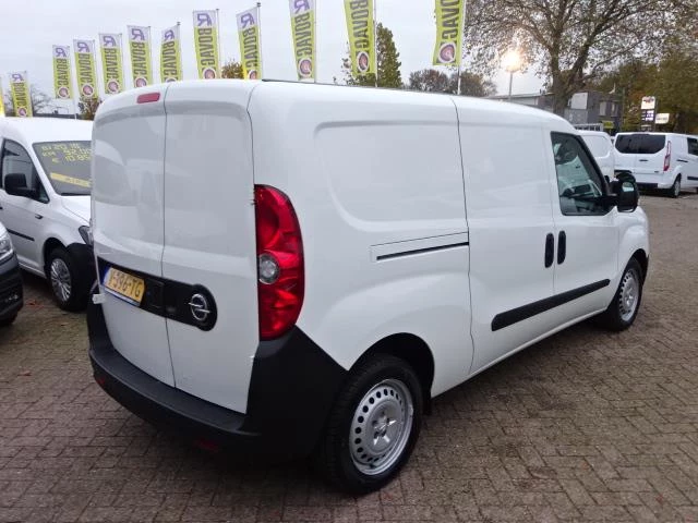 Hoofdafbeelding Opel Combo