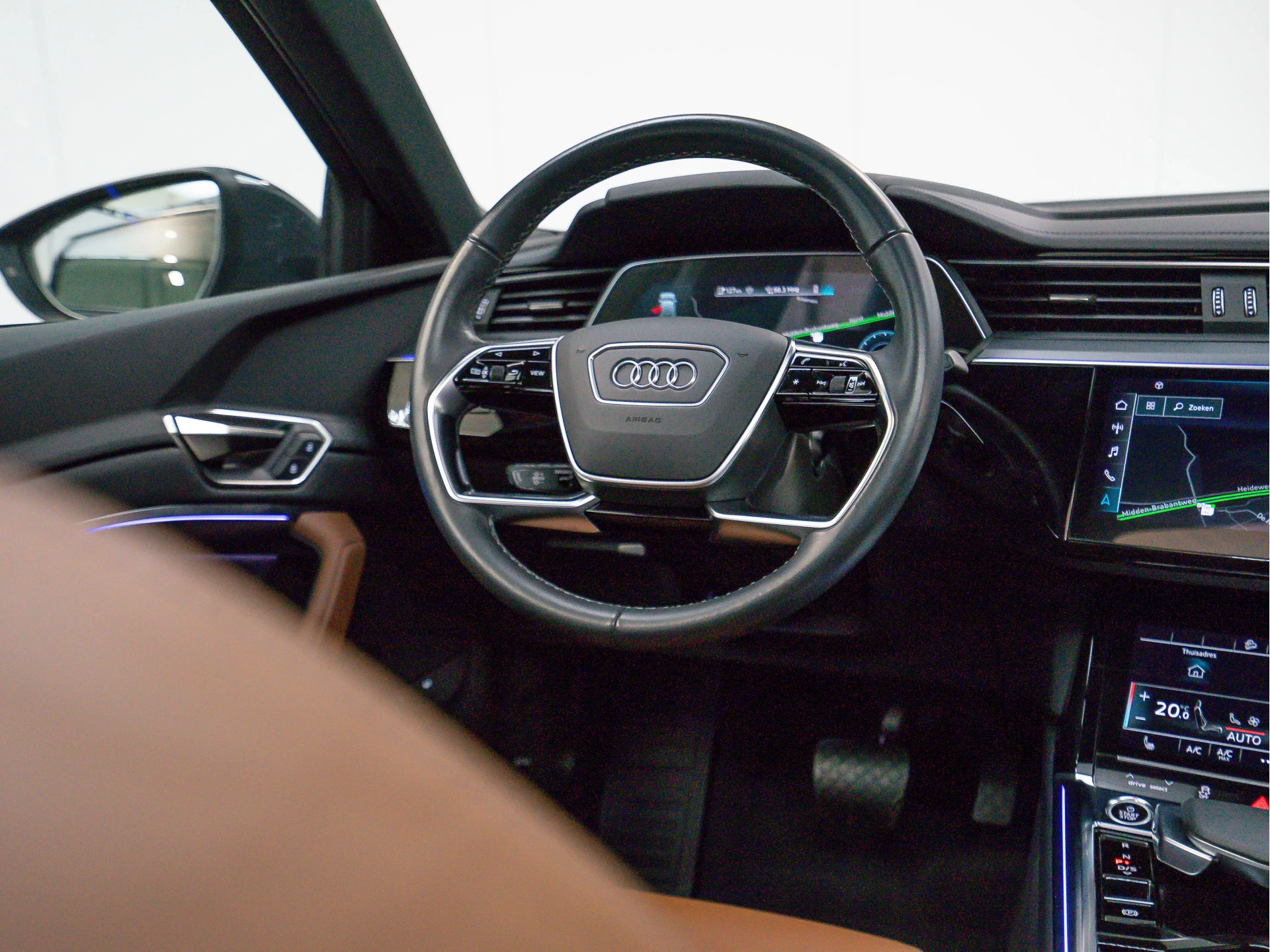 Hoofdafbeelding Audi Q8 Sportback e-tron