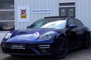 Porsche Panamera Sport Turismo 4.0 Turbo S 700PK E-Hybrid 5P.*Facelift!*BTW*Perfect Porsche Onderh.*1ste Eig!*Achterasbest./PDCC/PASM/PCCB/PTV+/Sportuitlaat/Keramisch/Pano/InnoDrive/Softclose/Burmester/LED Matrix/Sfeerverl./HUD/Stoelverw.V+A/Stuurverw./360/DAB/VOL*