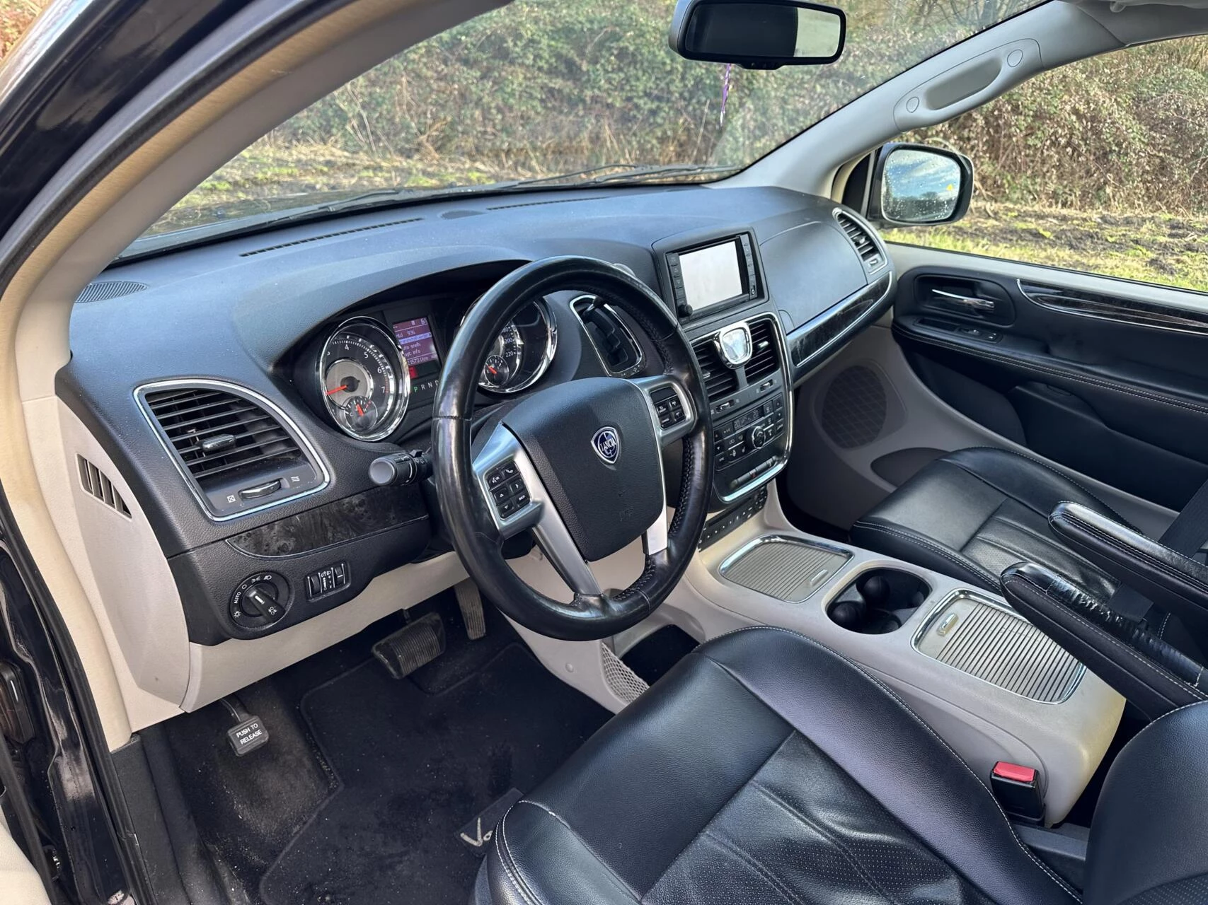 Hoofdafbeelding Lancia Voyager