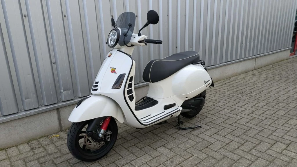 Hoofdafbeelding Vespa GTS
