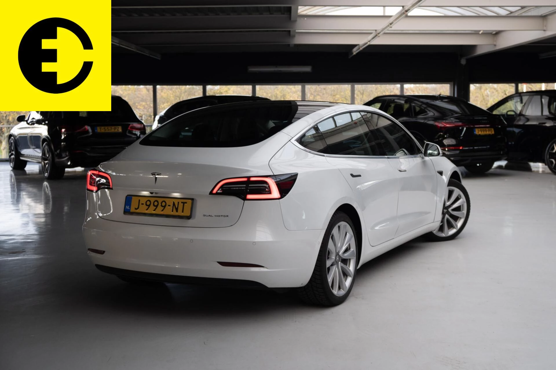 Hoofdafbeelding Tesla Model 3