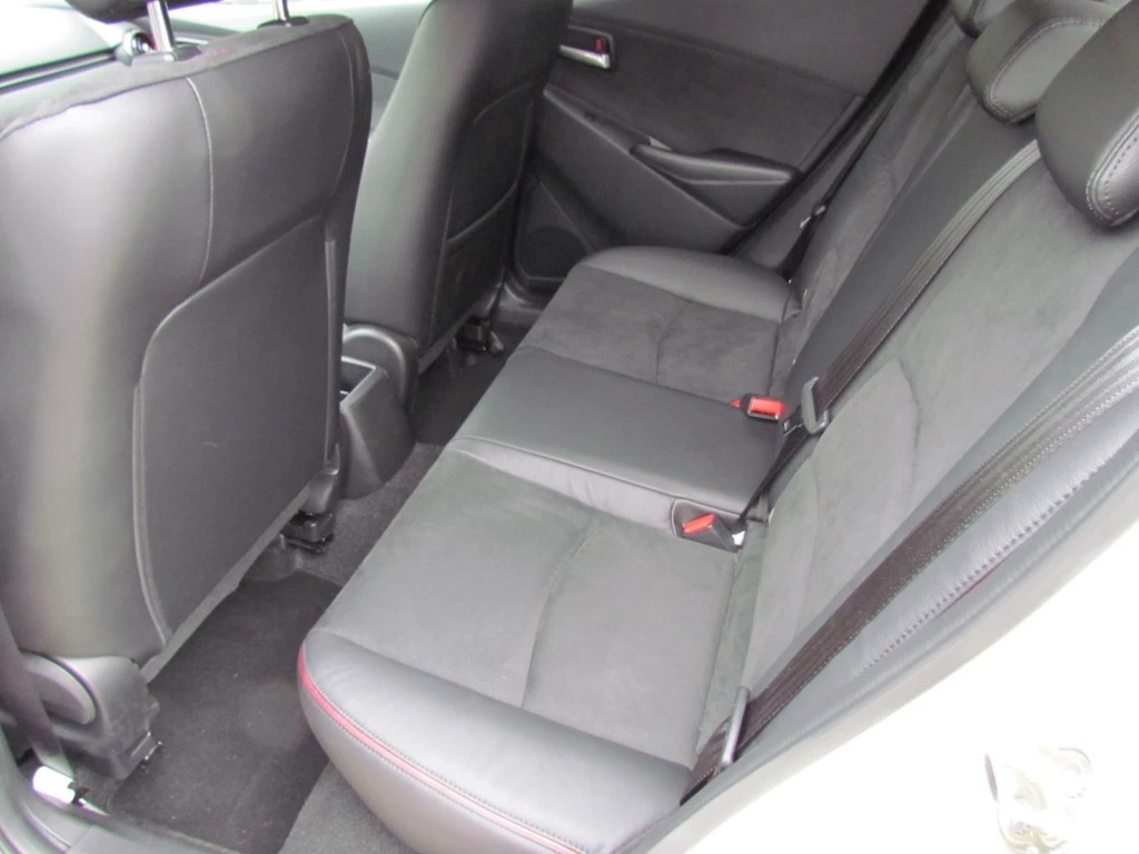 Hoofdafbeelding Mazda 2