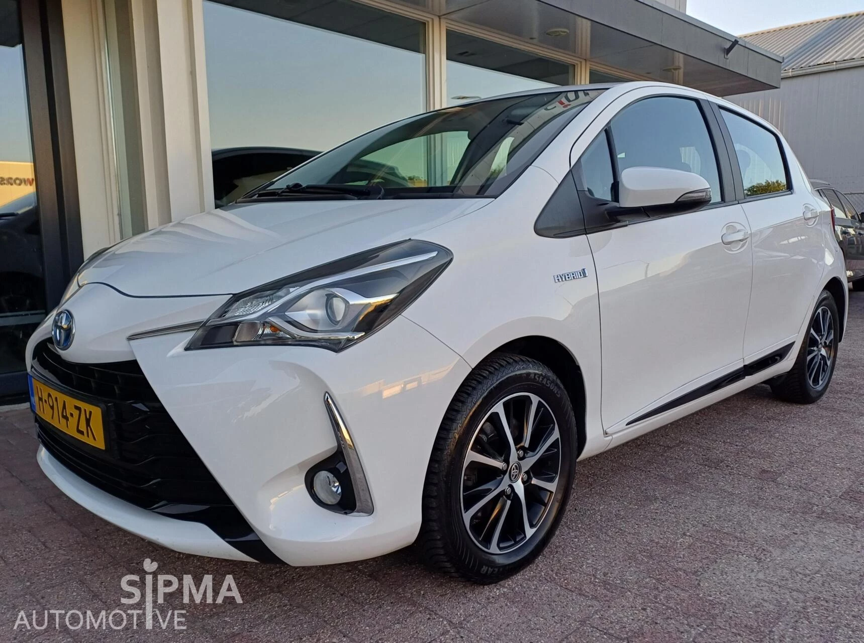 Hoofdafbeelding Toyota Yaris