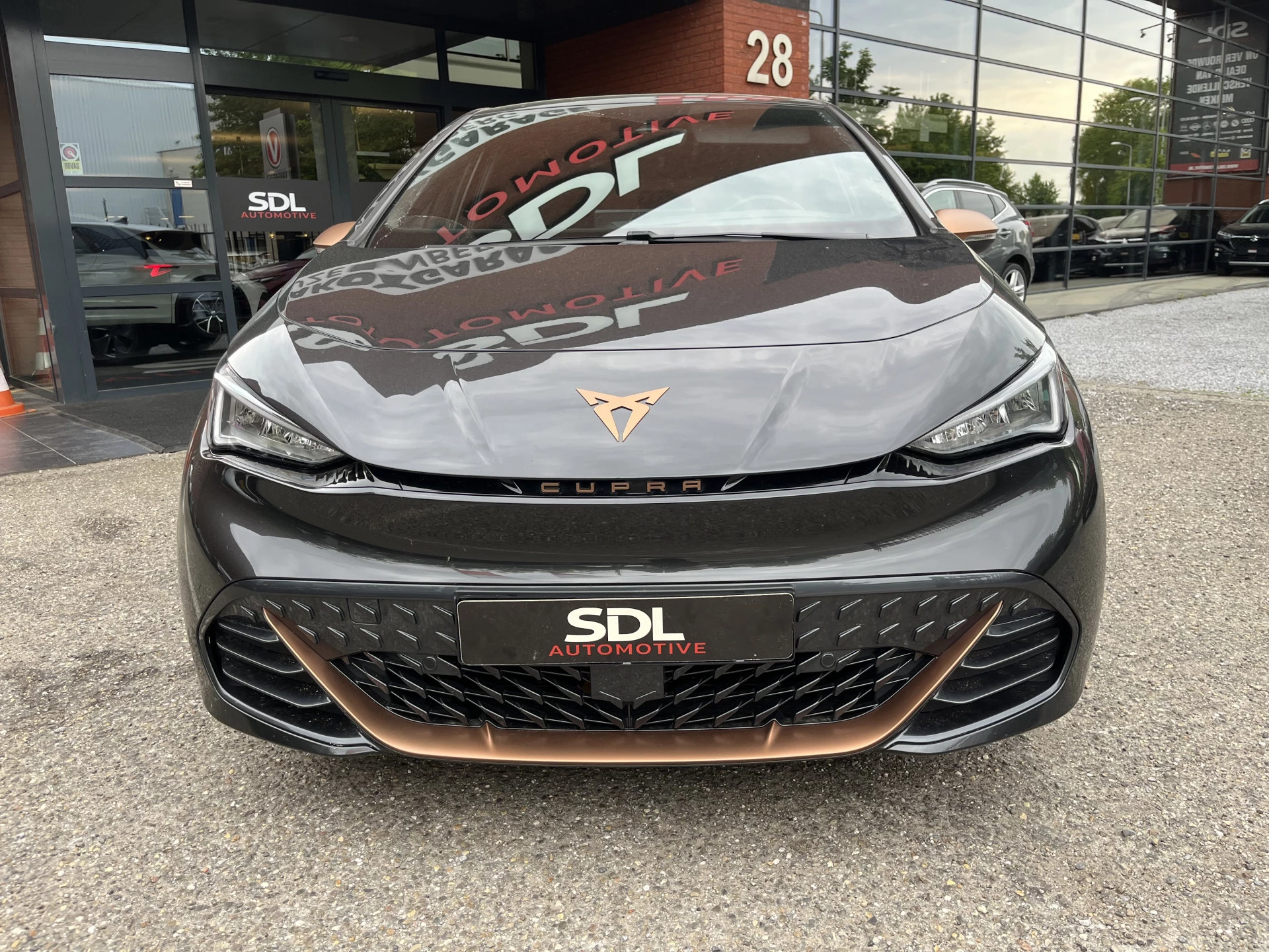 Hoofdafbeelding CUPRA Born