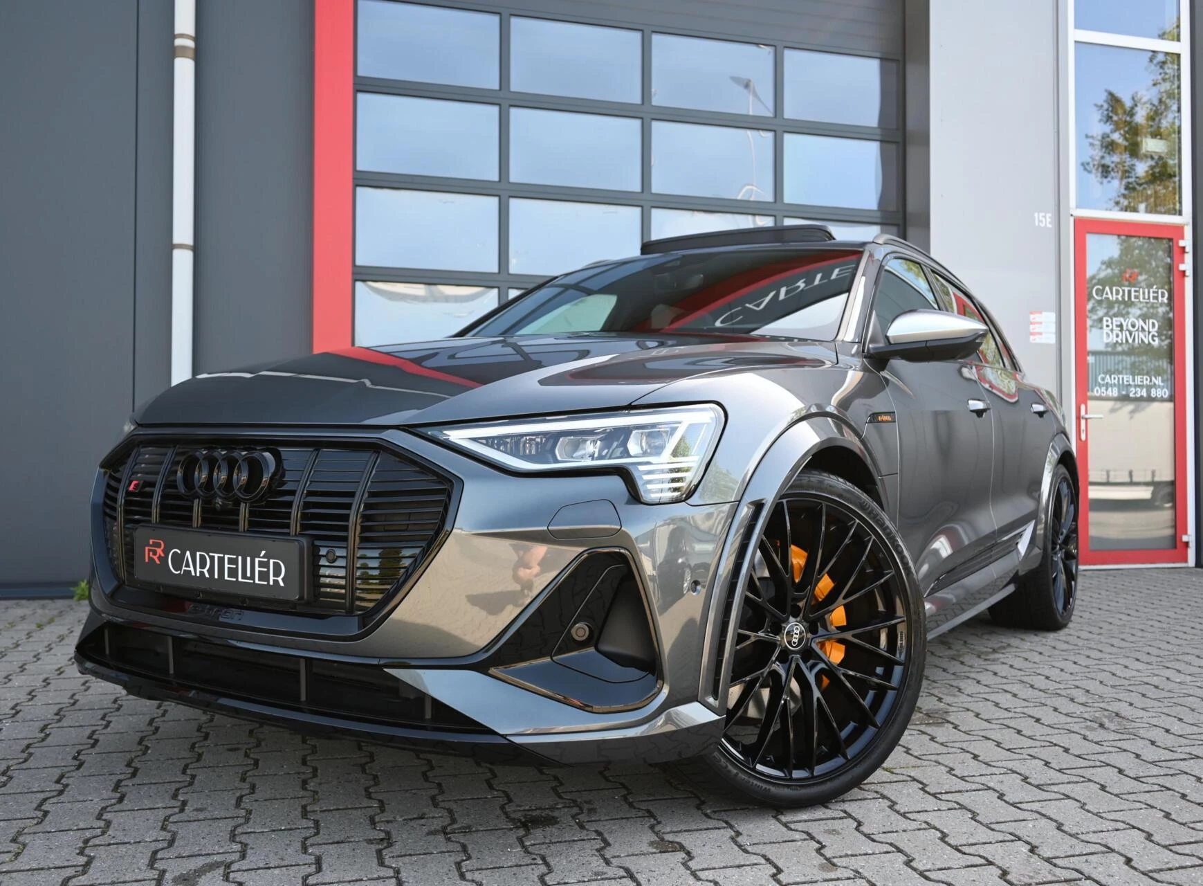 Hoofdafbeelding Audi e-tron