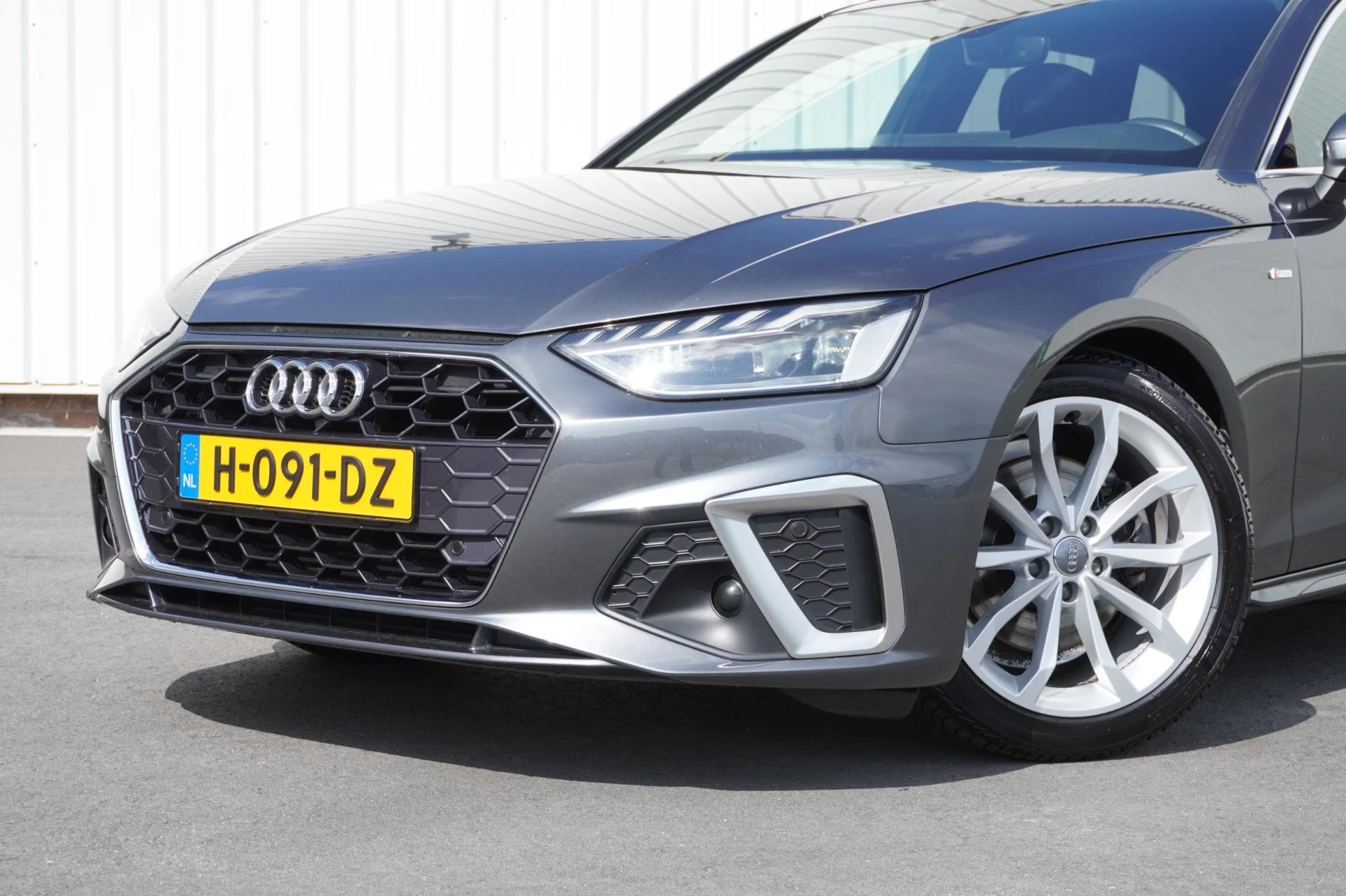 Hoofdafbeelding Audi A4