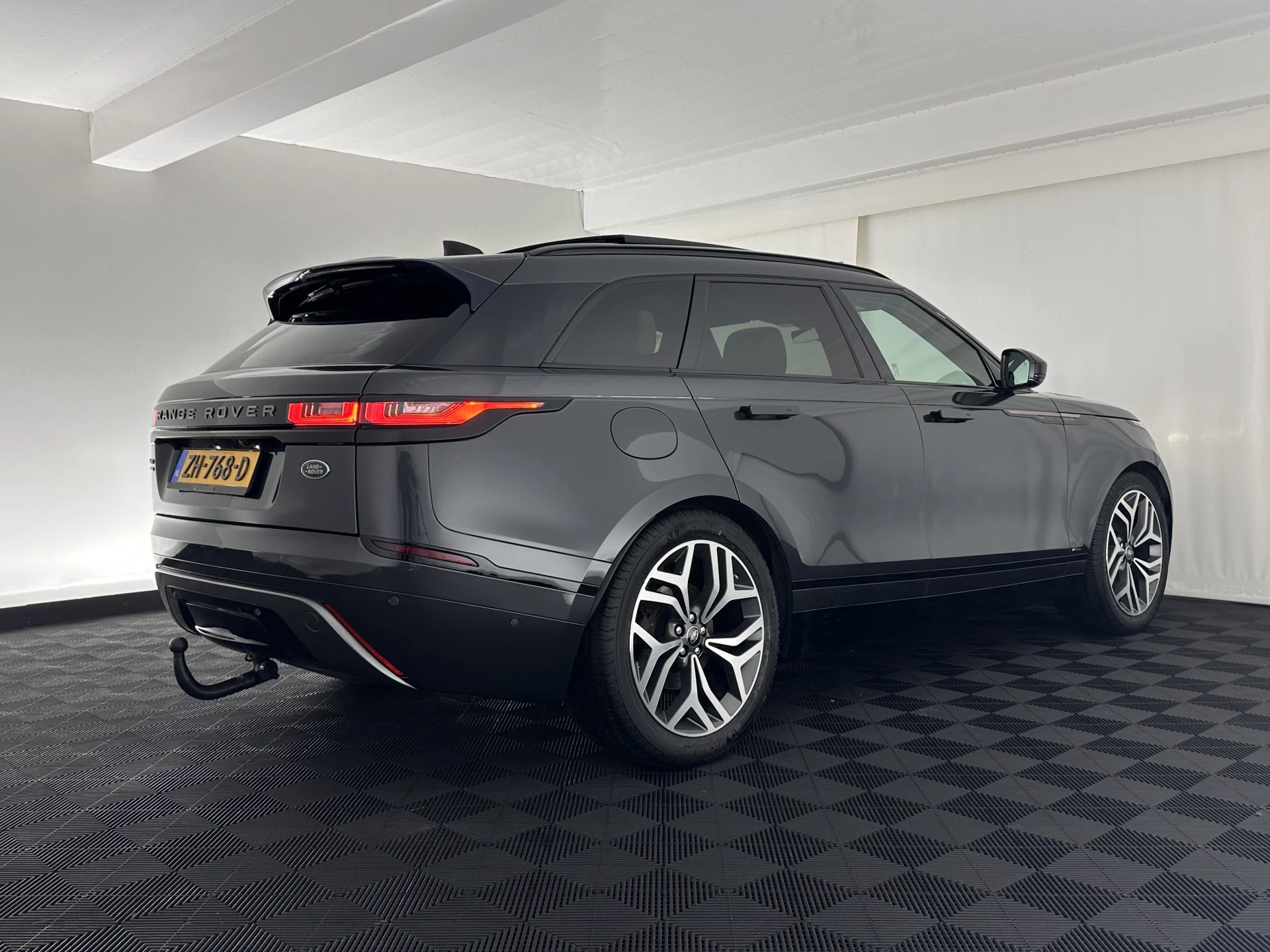 Hoofdafbeelding Land Rover Range Rover Velar