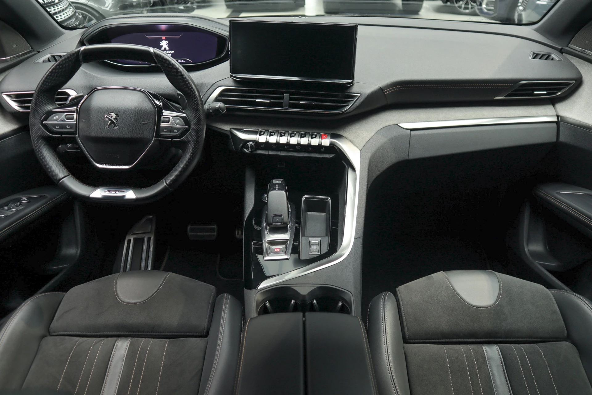 Hoofdafbeelding Peugeot 5008