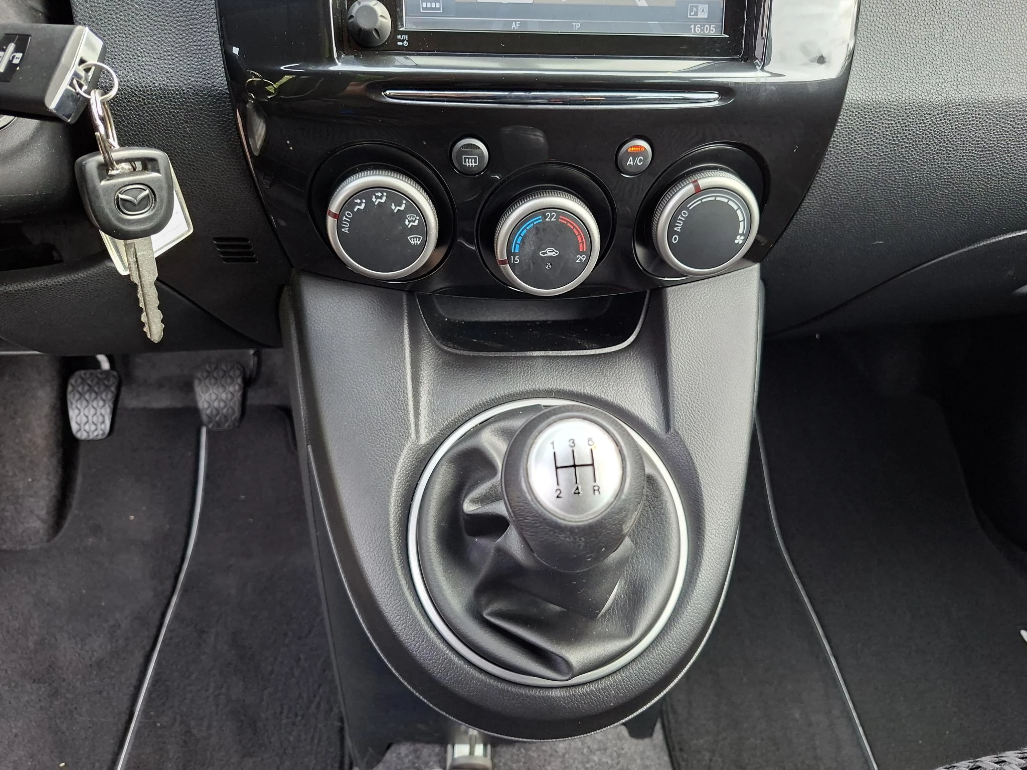 Hoofdafbeelding Mazda 2